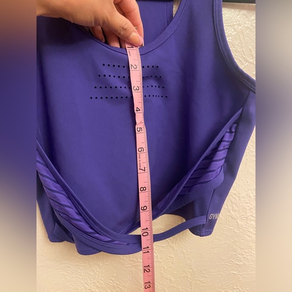 Gymshark top - Picture 9 of 11